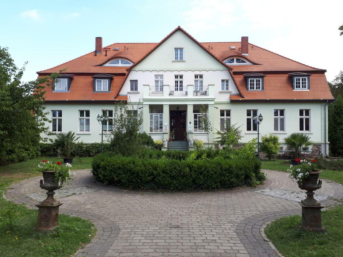 Hohenberg-Krusemark Pension Gutshaus Krusemark المظهر الخارجي الصورة